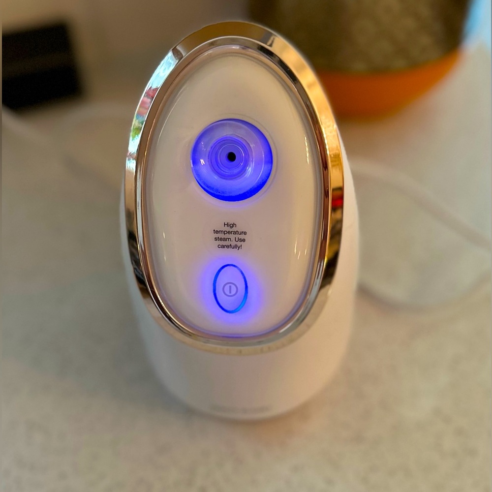 Vanity Planet - Aria Face Steamer - Rose Gold